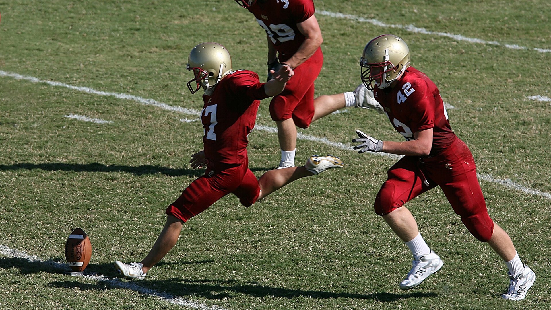 开云官方网站-中超球队引援动态备受关注，中超新援